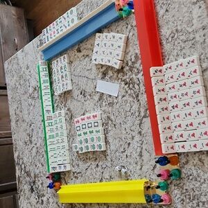 Vintage Mah-jongg Mah Jong Chinese Tile Game with 4 Trays No Case  Tiles Dice